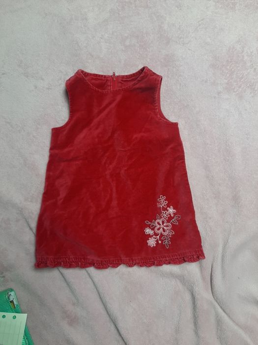 Sukienka bordowa, pluszowa. 12 miesięcy.