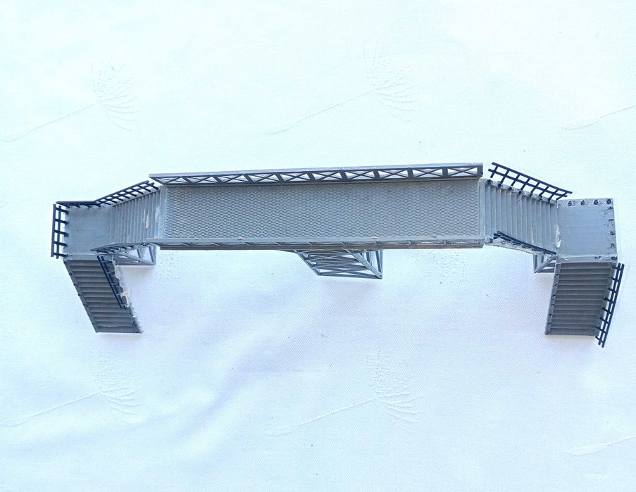 HEIJAN 1736, Ponte pedonal
