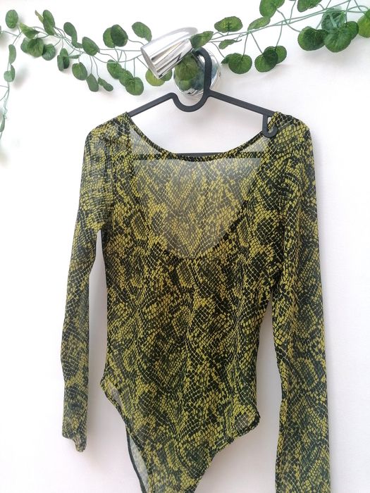 Body com Padrão Cobra