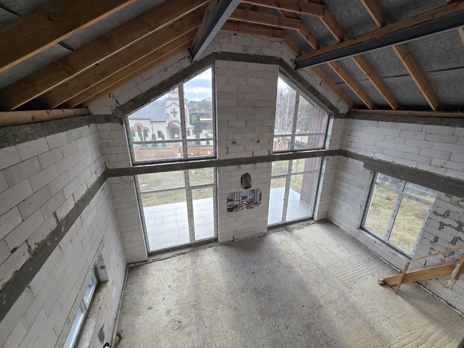 Будинок 240 м2 2 світло ліс 10 соток с. Іванковичі 11 км Феофанія