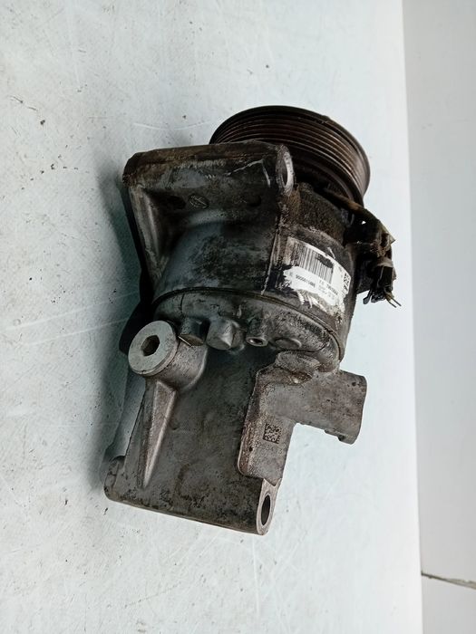 Compressor AC NISSAN Micra V (K14)