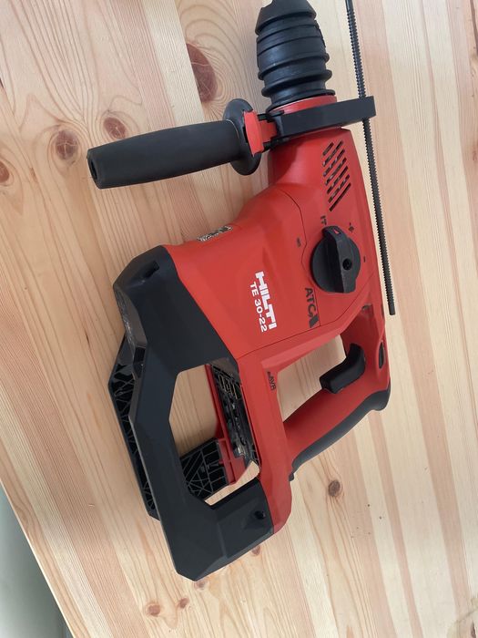 Martelo perfurador / motopico HILTI