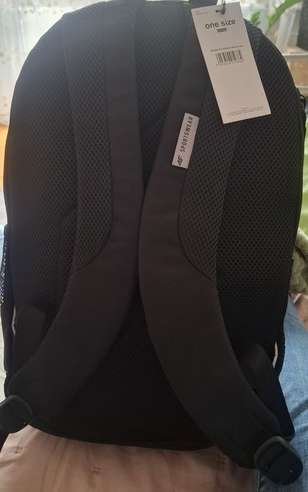 Nowy Plecak 4f czarno-niebieski