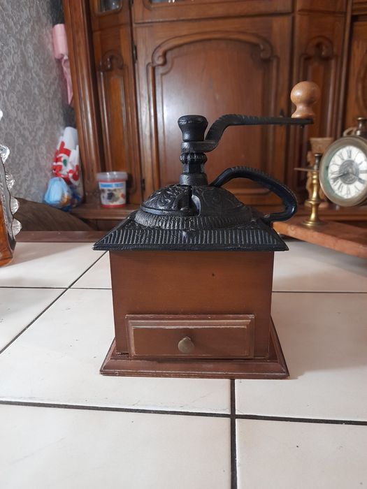 Sprzedam młynek do kawy i td