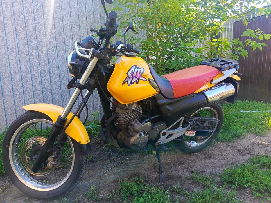 Honda SLR650 Montesa