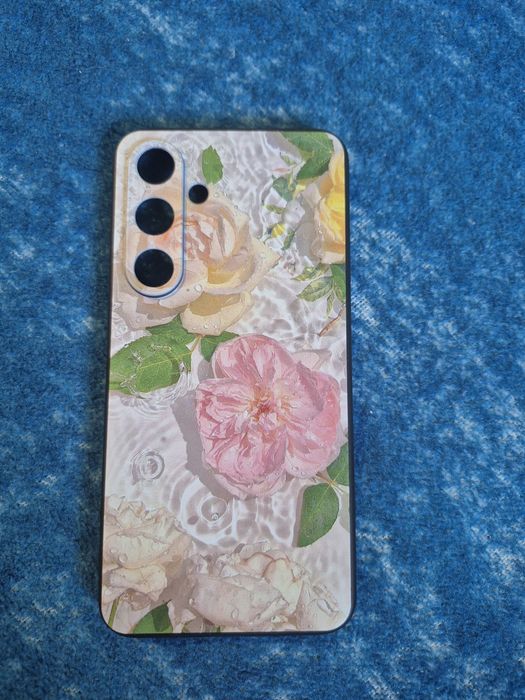 Sprzedam nowe etui na telefon Samsung S24 FE