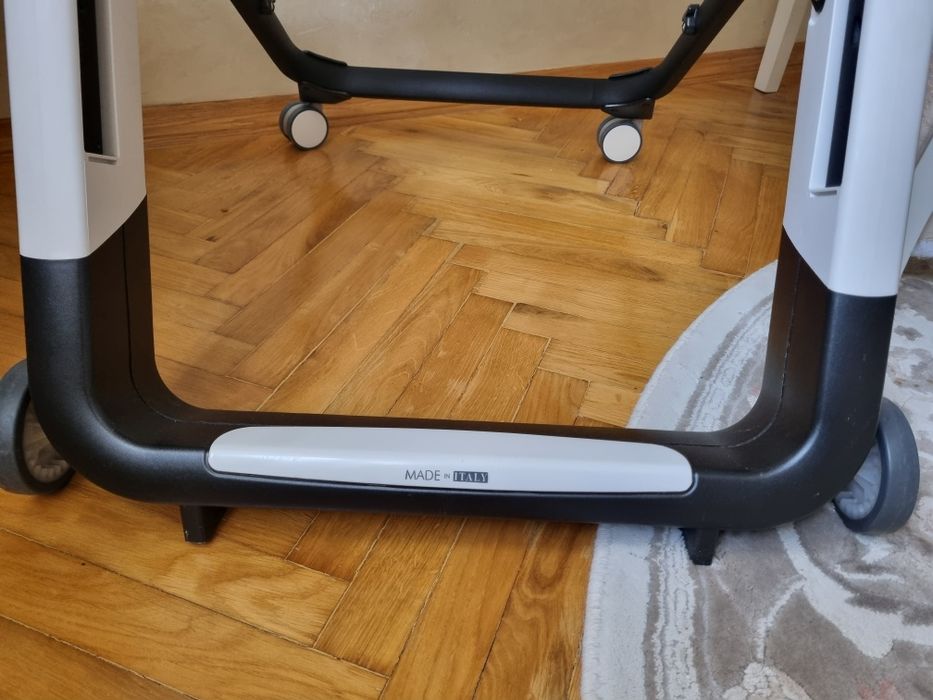 Стільчик для годування Peg perego