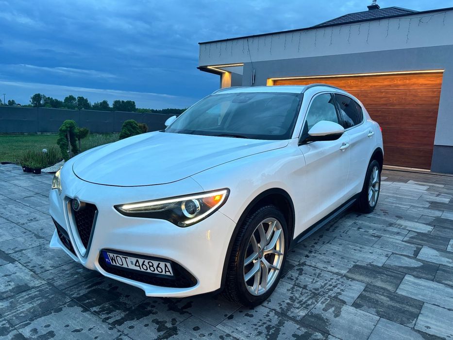 Alfa Romeo Stelvio BEZWYPADKOWA, 4x4, niski przebieg, po serwisie