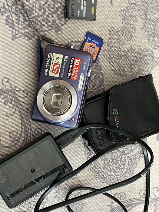 Cacasio Exilim 10.1 MP64739235679745124