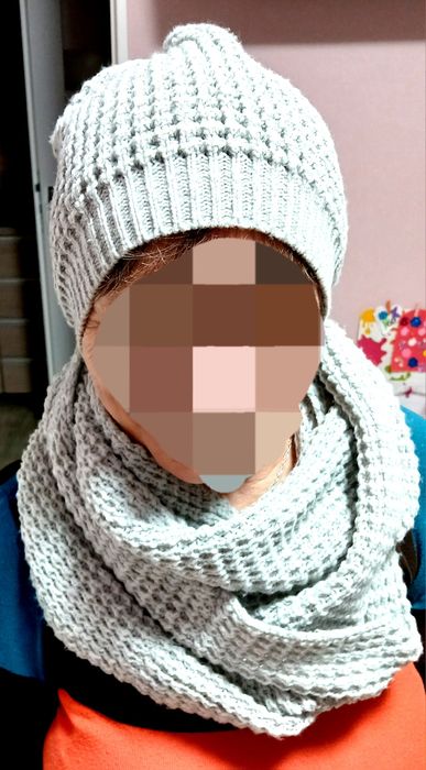 Czapka Komin siwy damski