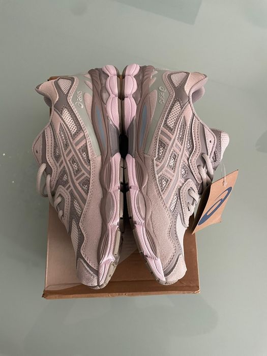 Sapatilhas ASICS novas gel NYC 41,5