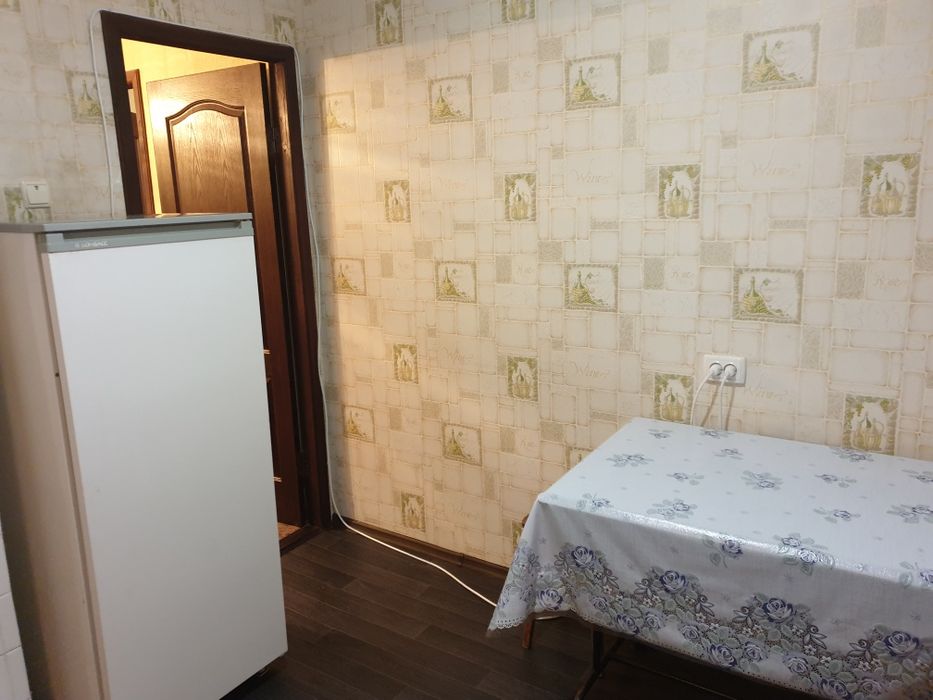 Здам ПОДОБОВО 1 кімнатну квартиру в районі Сєдова