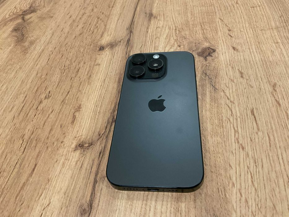iPhone 16 Pro 256GB (preto)