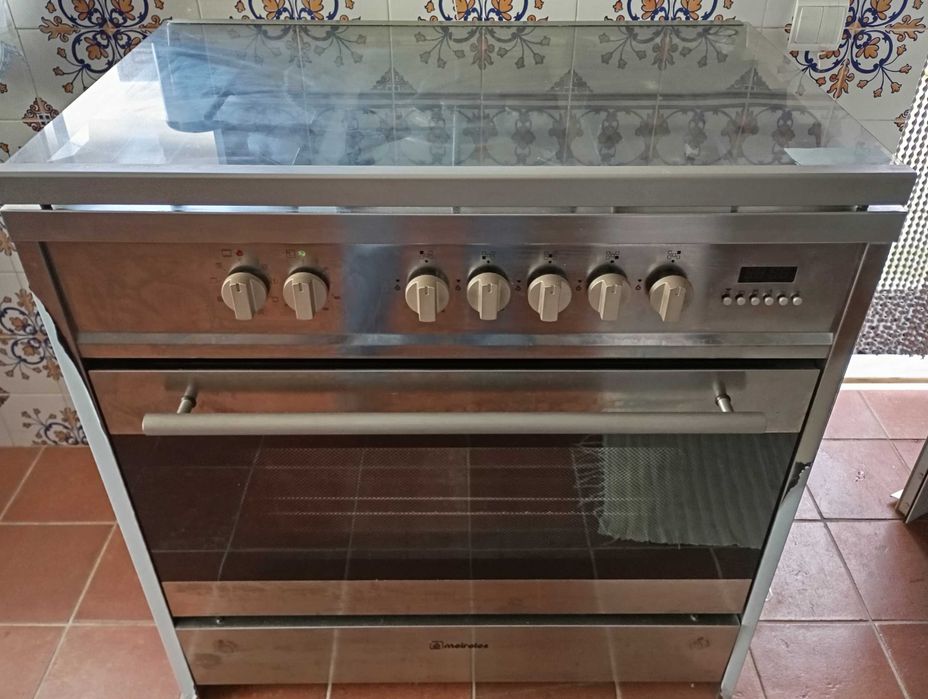 Fogão Meireles a Gás 90x60x90cm c/ Forno Eléctrico
