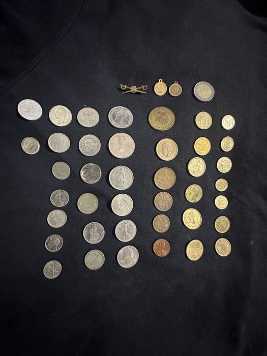 Moedas antigas e com erros