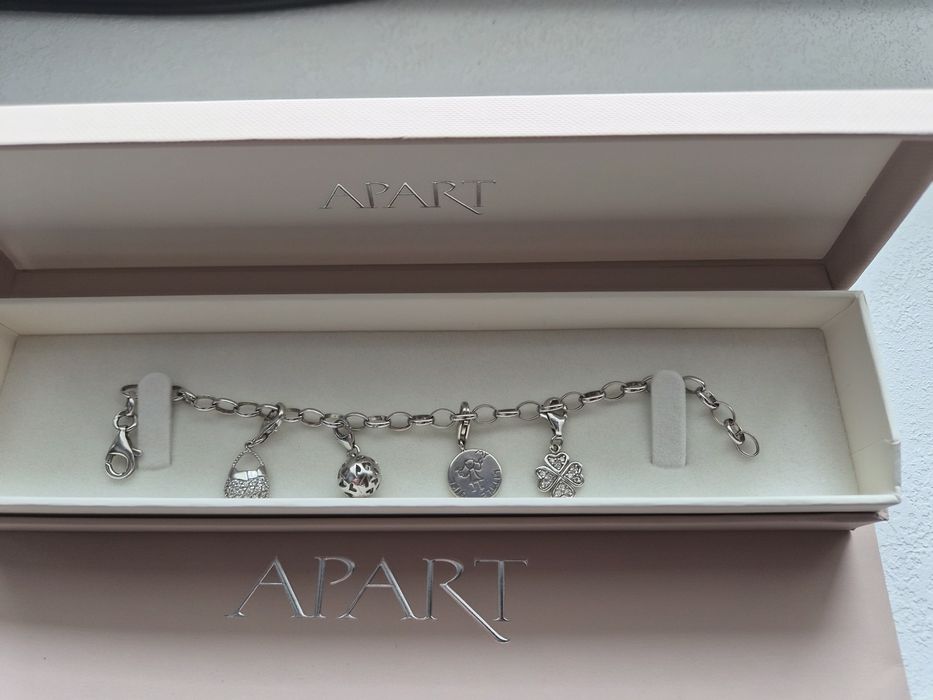 Bransoletka Apart charms