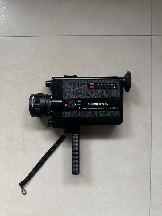 Câmera Cânon 310 XL  ( super 8) + bobine Kodak vision3 200T