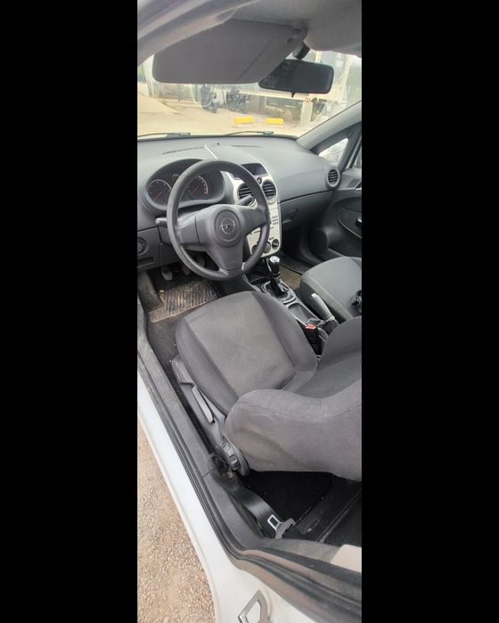 Opel corsa 1.3 cdti