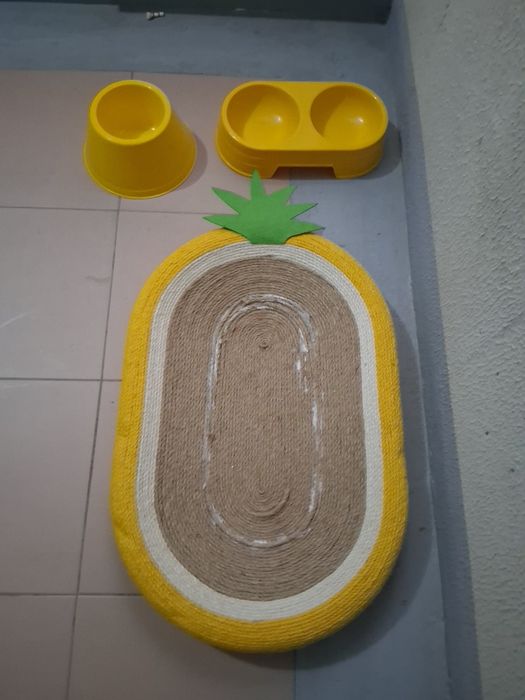 Arranhador Gato Abacaxi Summer + Comedouro e Bebedouro