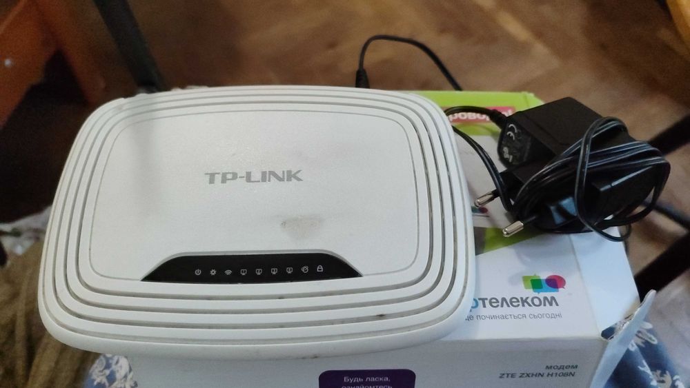 TP-LINK TL-WR 740N(UA) маршрутизатор