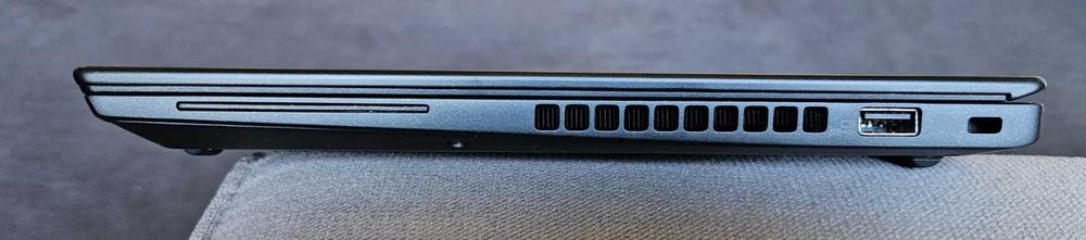 Laptop Lenovo ThinkPad X390 i7-8665U RAM 16GB SSD 256GB