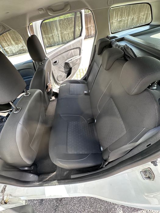 Logan DACIA GPL verde