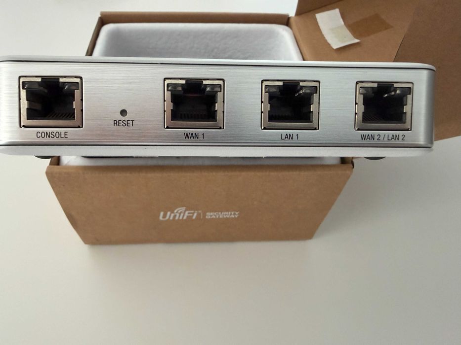 Ubiquiti UniFi Security Gateway 3P e Cloud Key