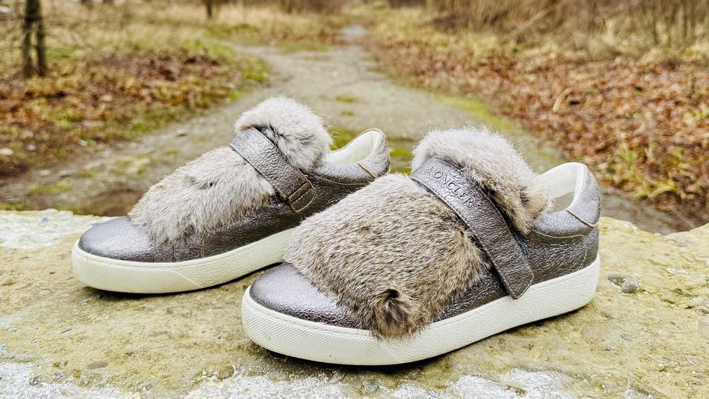 Жіночі оригінальні сліпони Moncler Silver Lucie Trainer with Rabbit