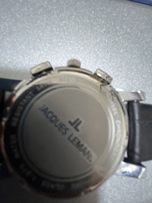 Jacques Lemans  1-975