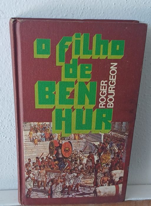 Vários livros antigos