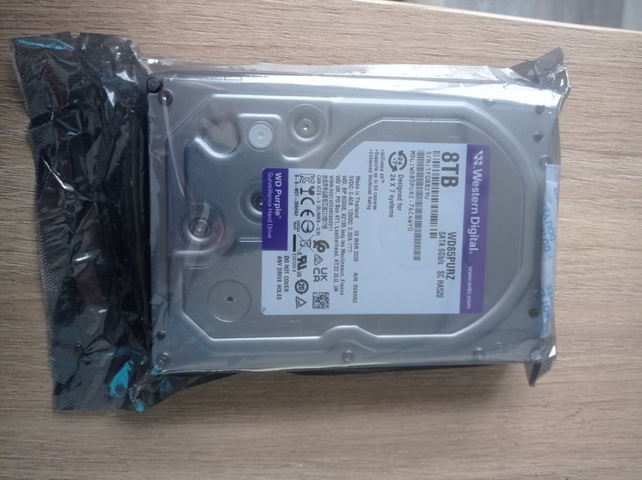 Жорсткий диск  WD 8 Tb