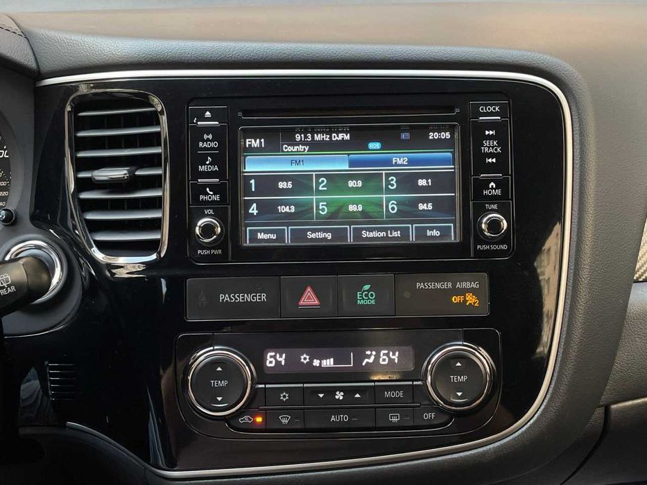 Продам Mitsubishi Outlander 2015. Можна в розстрочку, під викуп.