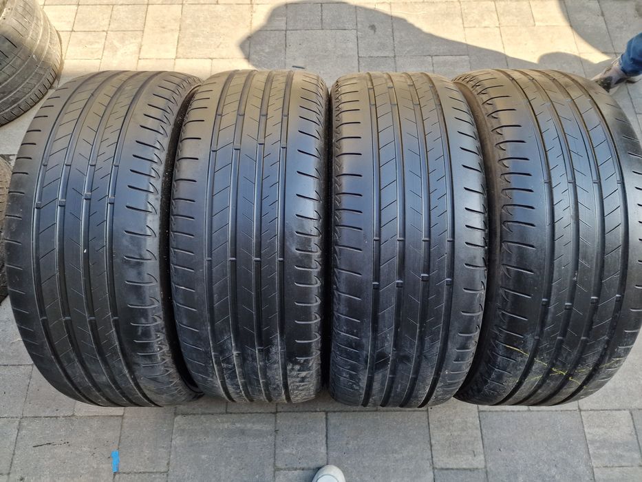 Летняя резина 255/50 R21 Bridgestone