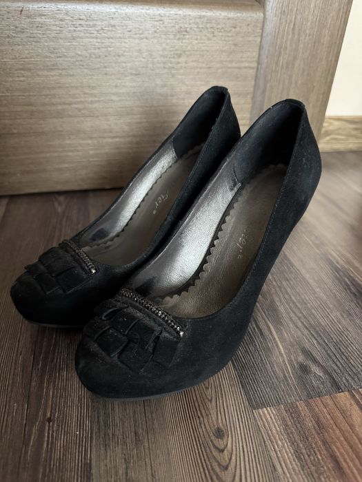 Туфлі жіночі святкові