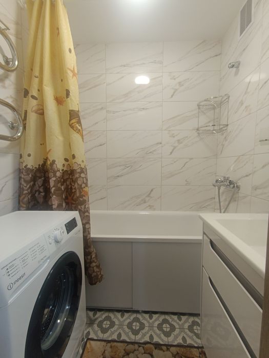 Продам 3к квартиру Мініна Шнеерсона Поля низ