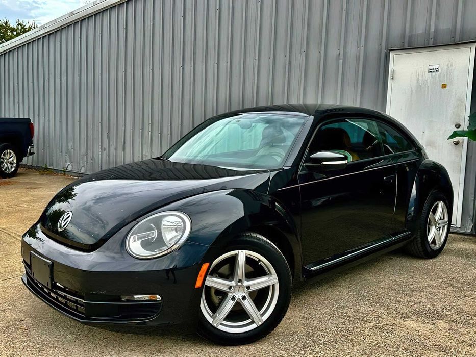Volkswagen Beetle Classic      2016