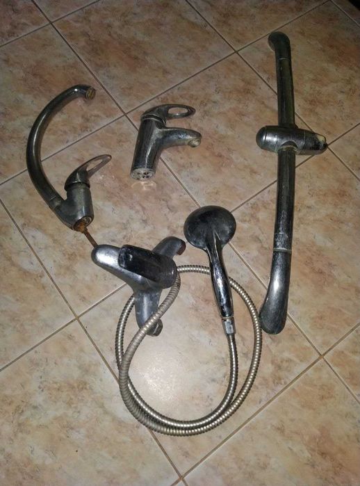 Змішувачі, кран кухня, ванна