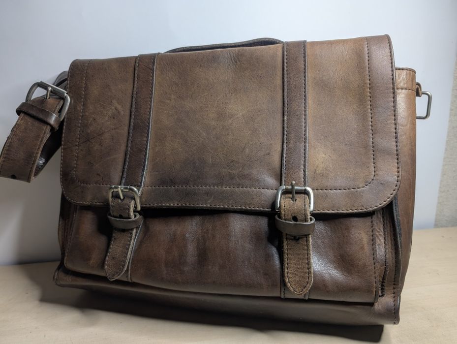 Сумка  чоловіча Henry Tomkins Leather, Натуральна шкіра

Натуральна шкіра