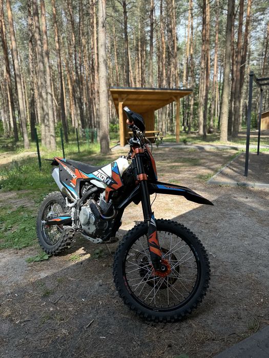 Kovi Advans 250