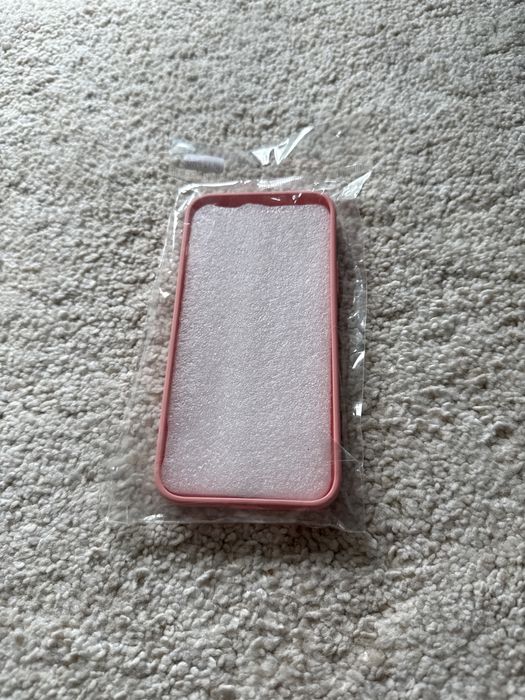 iPhone 12 Pro Case64740035733505121