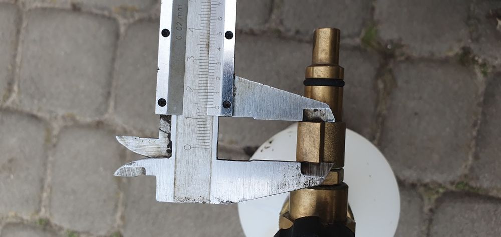 Піний бачок на мінімийки