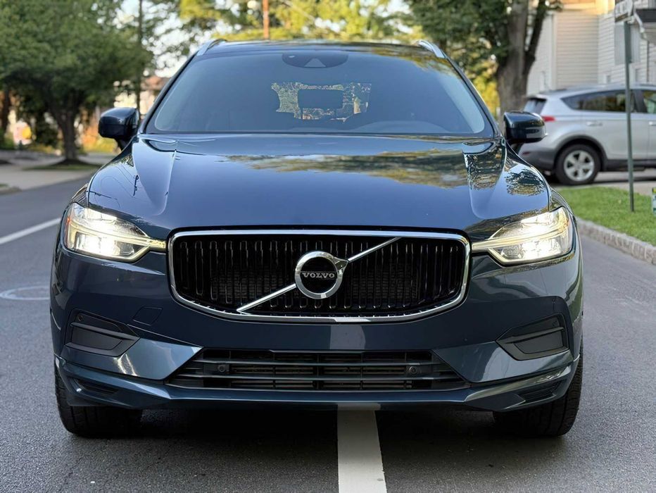 Volvo XC60      2018