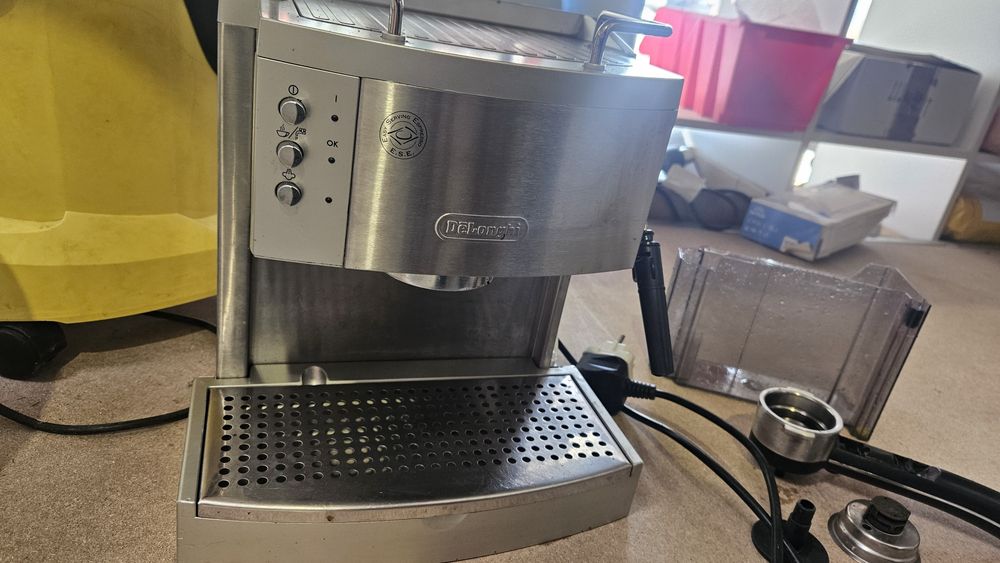 Ekspres do kawy delonghi kolbowy para