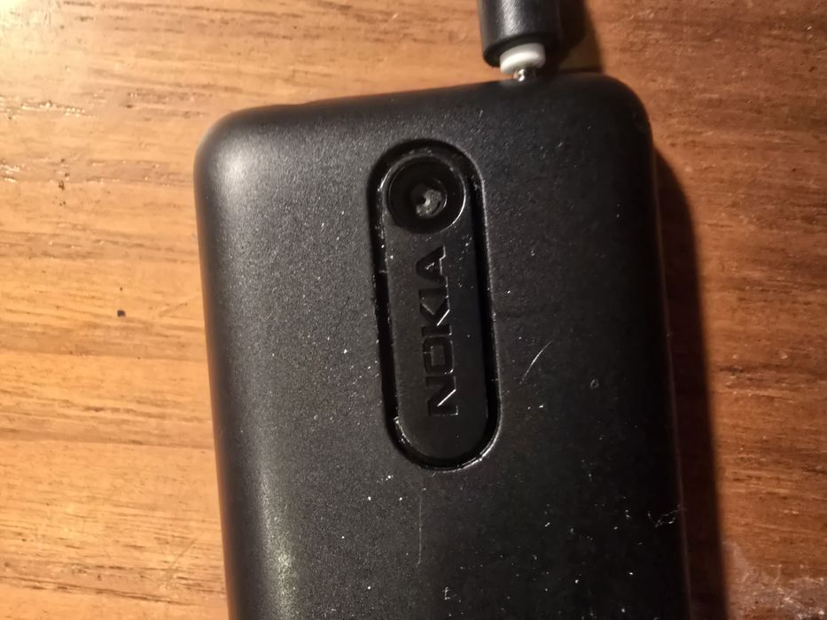 Telemovel de teclas em estado bom