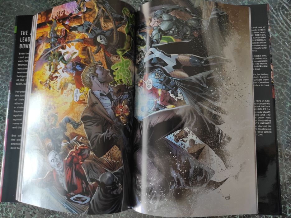 Justice League Vol 4 The Grid HC DC comics Geoff Johns Ivan Reis