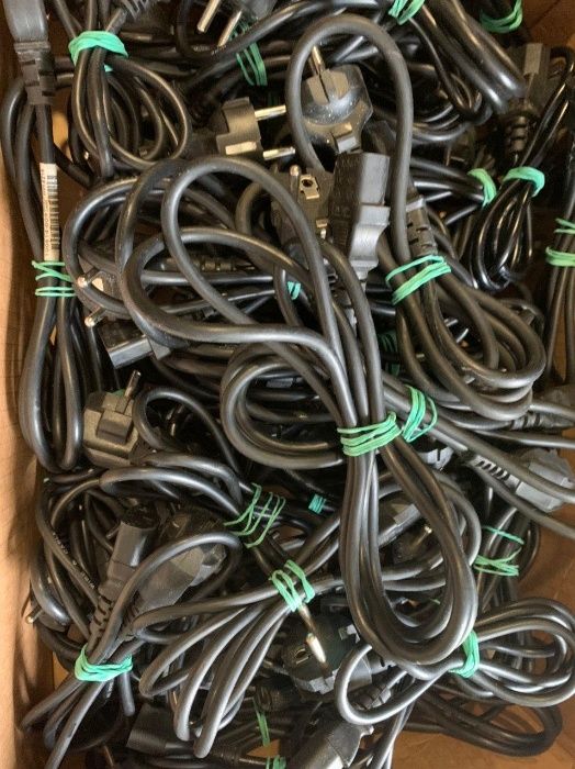 Кабель живлення ( кабель питания ) 3 pin пин для ПК ( PC , сервера )