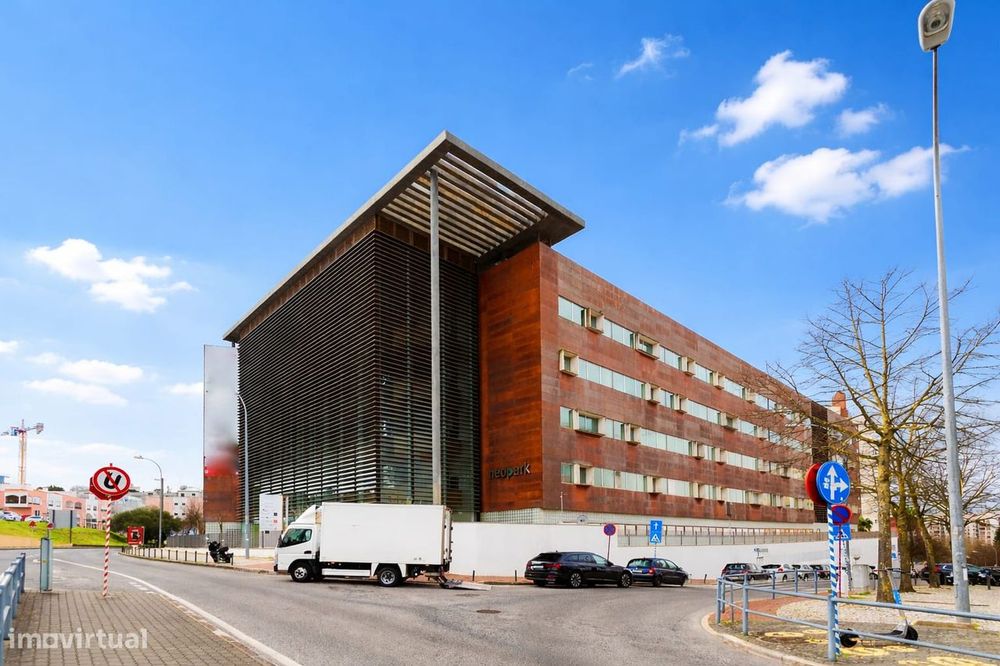 Escritório para venda na Av. Tomás Ribeiro 43,  Edifício Neopark Carna