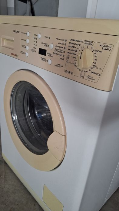 Máquina de Lavar Roupa e Fogão