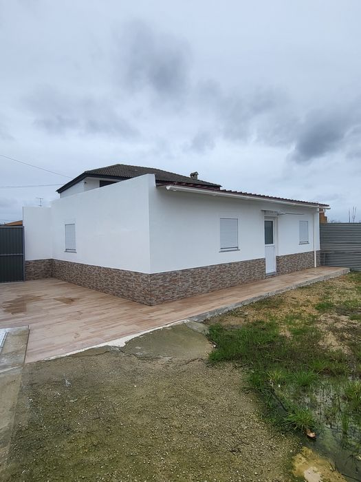 Quinta Bifamiliar ou de Investimento