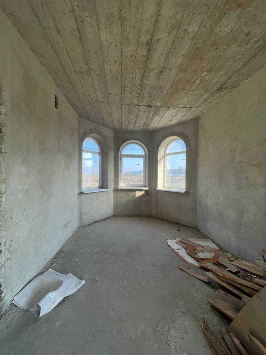 Продається будинок 200м² / 12 соток / Гараж